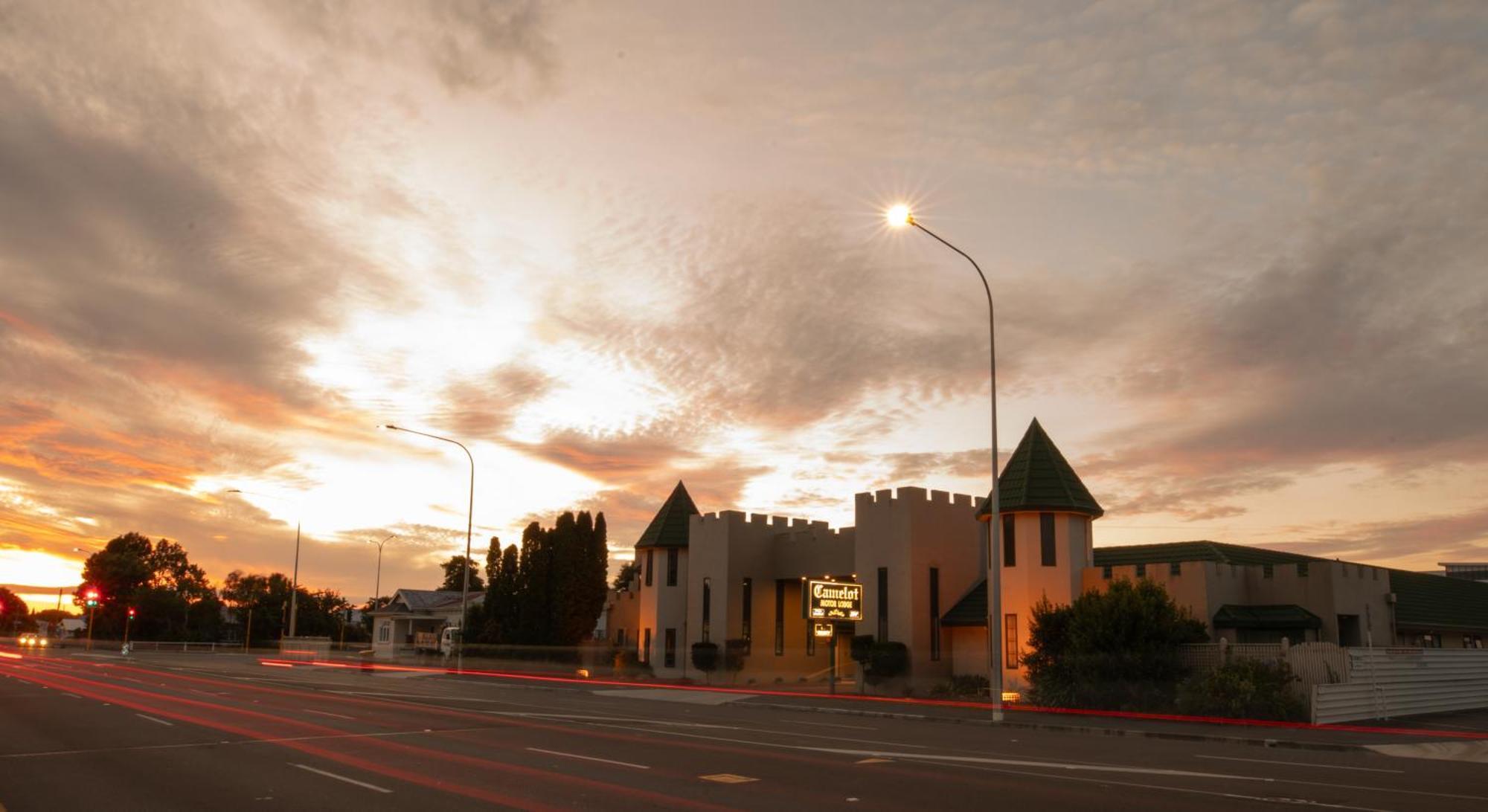 Camelot Motor Lodge And Conference Centre Palmerston North Exterior photo